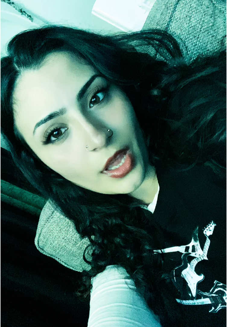 Couldn’t make it any harder ❤️‍🩹 #shortandsweettour #sabrinacarpenter #fyp 