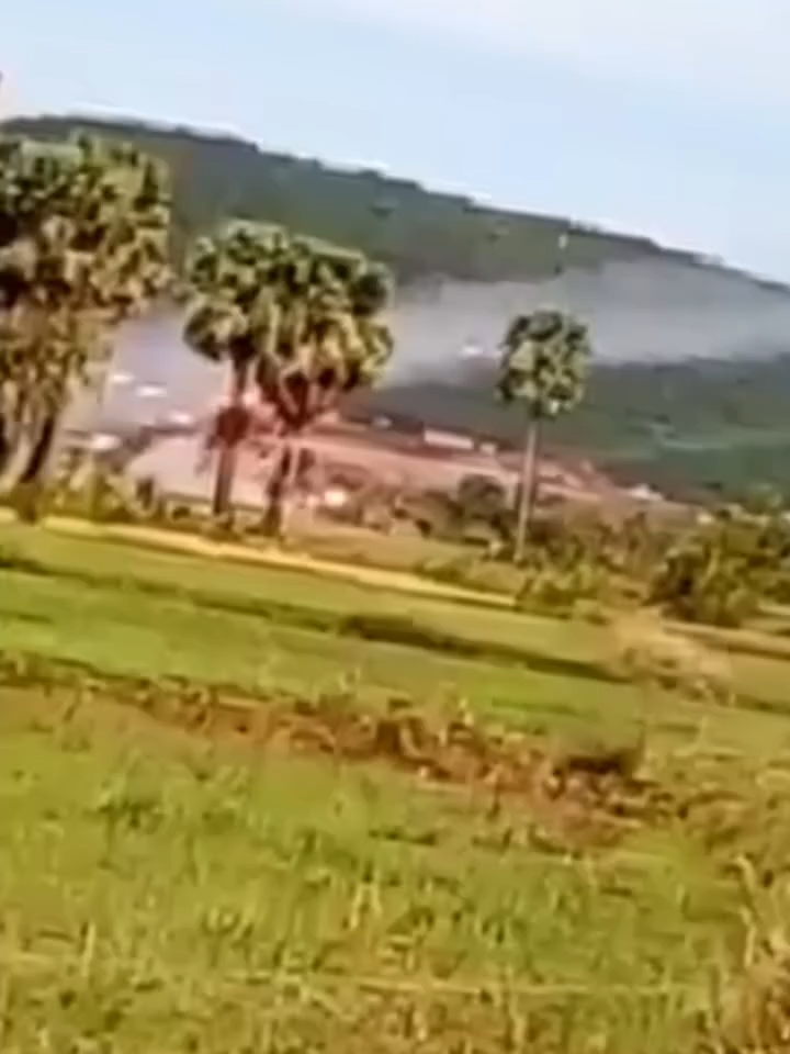 เช้านี้ทหารกัมพูชาโพสต์คลิปยิง BM-21 ระบุ 