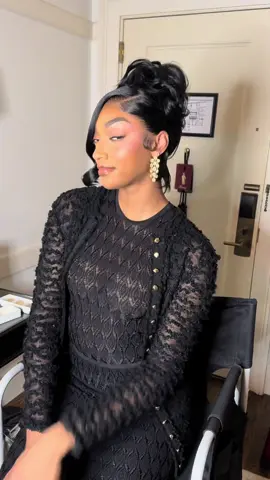 #Desertdiamonds are more than a style statement, they celebrate who I am at the core; naturally versatile & unapologetically me. 💎@adiamondisforever  @LeVian Jewelry #ethicallysourceddiamonds 