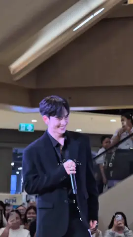 🤭#perth #perthtanapon #santa #santapp #perthsanta 