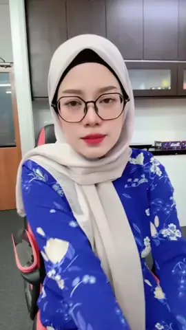 Selangit godaannya🤭🤣