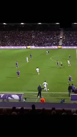 Big leagues 📞 #Soccer #footballtiktok #highlights #baller #skillsfootball 