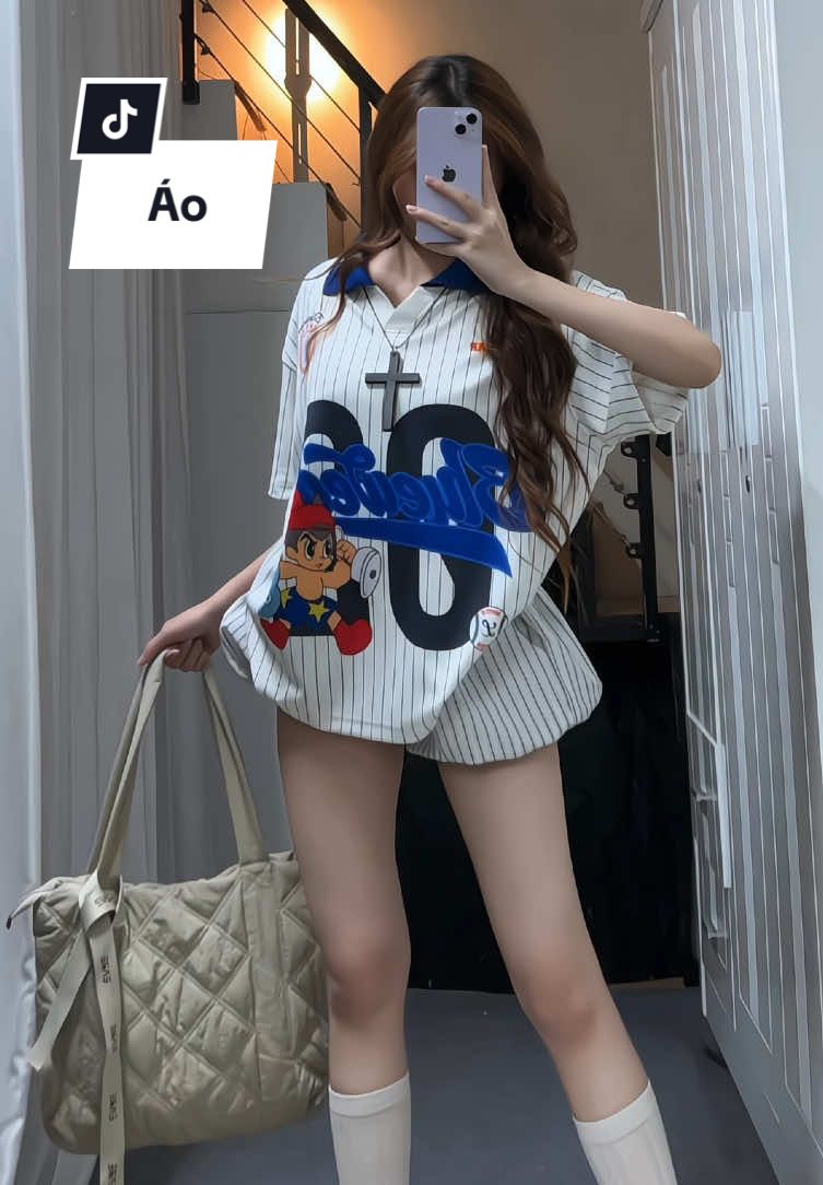 Cái kiểu form thể thao quá là hợp gu #aothunnamnu #aothun #aothunhottrend #aothunboxy #thaosuneo 