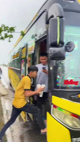 Cảm ơn nhà xe Hưng thịnh ,sáng nay#cafemangdi❤️❤️ #76quabgngai #xuhuongtiktok #xekhachvietnam 