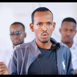anigu school ka 4aad baan kaga cararay ee dadka waxbartay dhalil badan baan uqayaa sadiik farrax caanka dowlad deganka somali galbeed