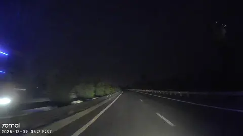 Anh này ảnh đi tập thể dục buổi sáng hả ta 😳 đoạn vừa qua bản địa phận Đồng Tháp ( mới ) 