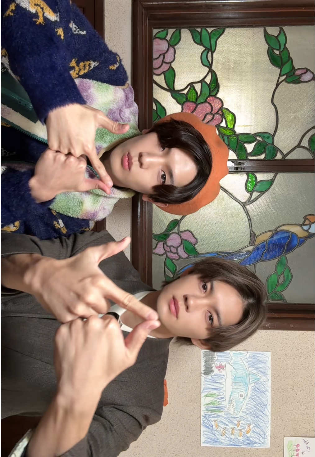 エスケイプファイナル 最終回放送まで2️⃣時間!! リンダ(#佐野勇斗 )とみぃ(#髙塚大夢 )から 『Present』をお届け💌 放送中は #エスケイプ で たくさんのコメントお待ちしております💖 最終回、一緒に盛り上げていきましょう！ https://bit.ly/tver_tt_organic_escape 【最終回】今夜𝟏𝟎時放送📢 #INI #MILK 