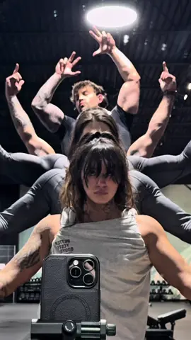 🤞siblinghood @krypdonn @shmolliii @paulywoggggg @kosmy #gym #GymTok #gymmotivation #gymgirl #gymistherapy 