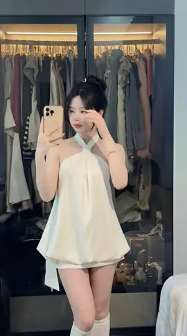 quần] Đầm cổ yếm vải trơn phồng bí xòe nơ cột hông kèm quần bảo hộ 💕