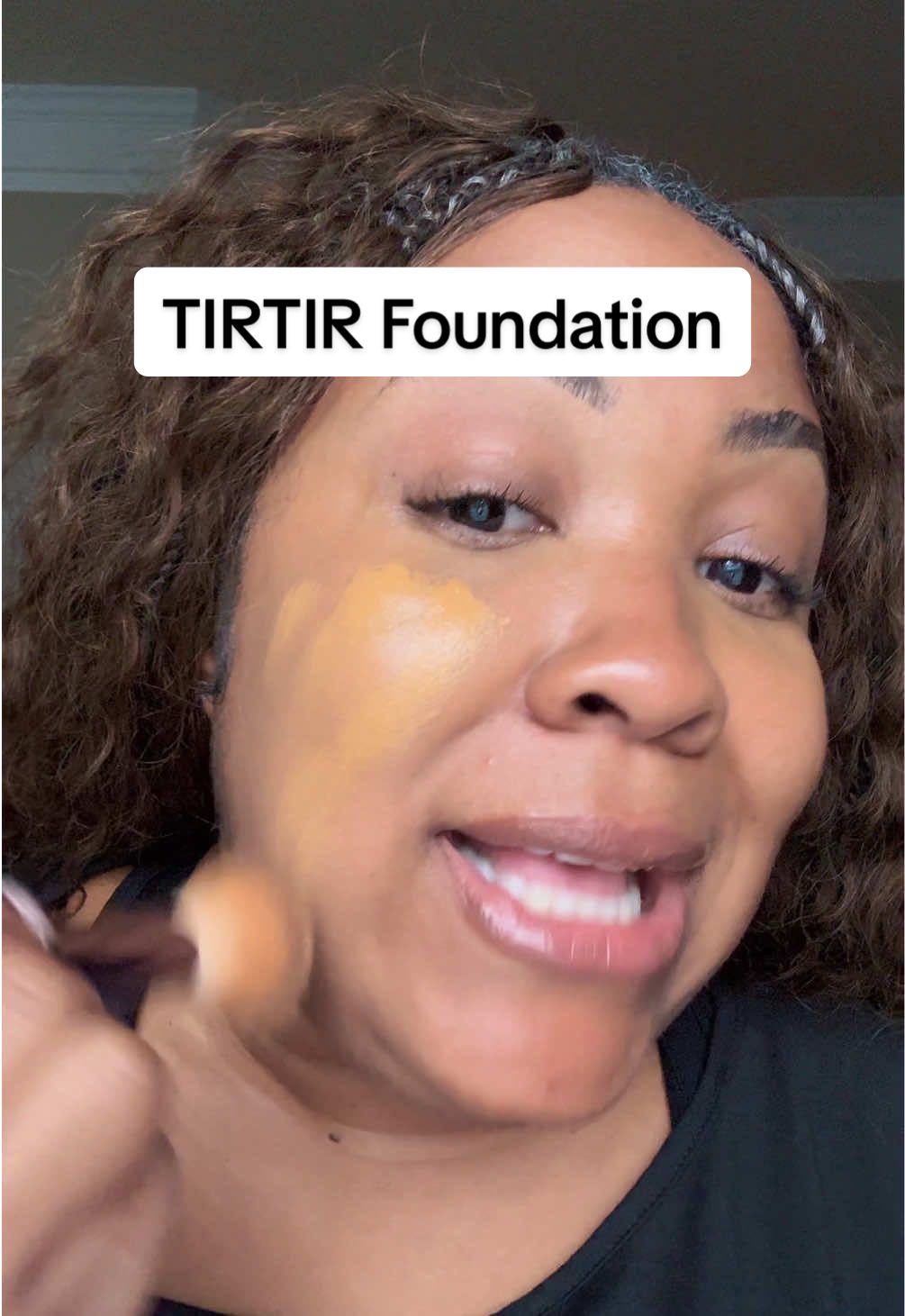 I loveeee this foundation! Blends and so smooth creamy lightweight! #tiktokshopholidayhaul #foundation #tirtirbeauty #tirtirfoundation #ttsbeautybesties 