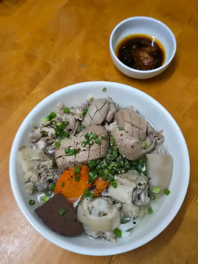 ko duyên ko nợ thì thui dở dang duyên đầu...