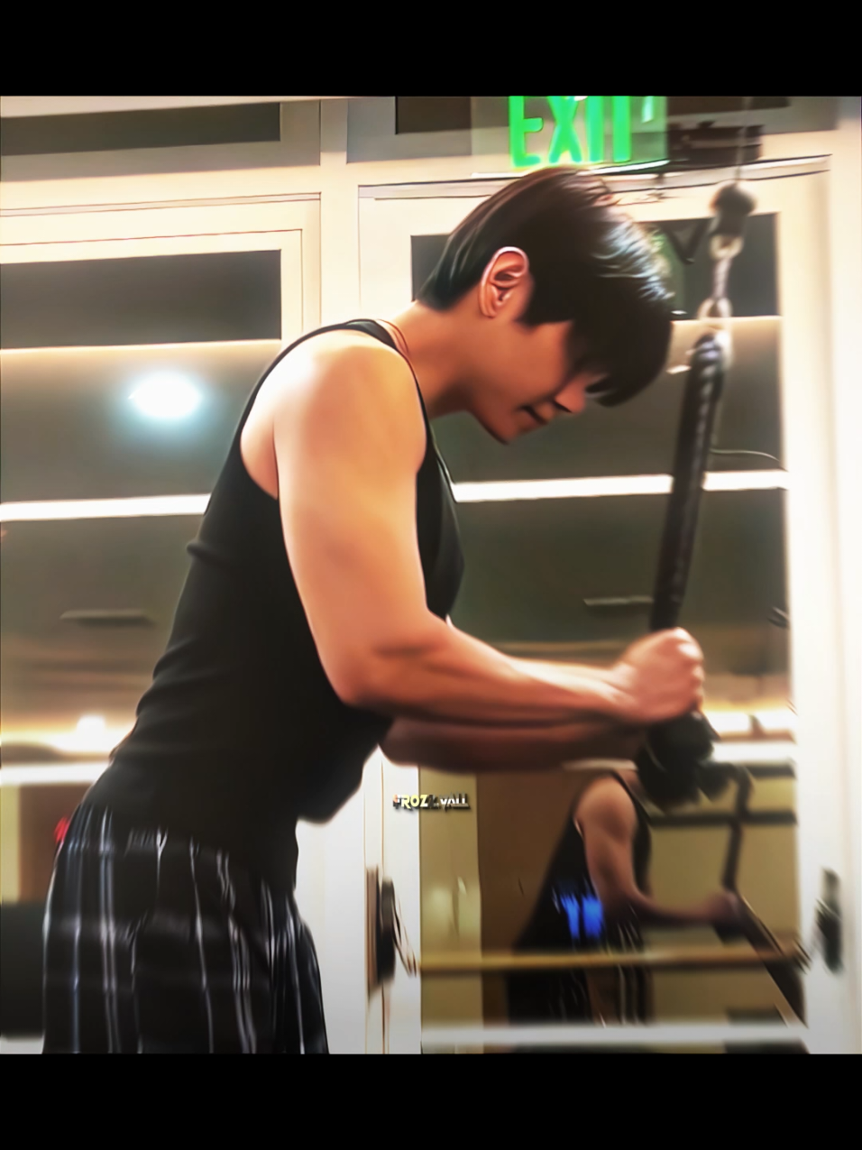 Мой тг канал в шапке профиля #taehyung #taehyungedit #taehyung_bts #v #frozzvall 