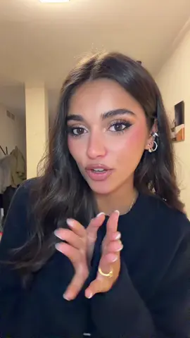 Grwm para un evento de Disney 🩵✨🪽👑👸🏽 No sé si soy cenicienta, Yasmine o una de las tres hadas madrinas jajajajajajs  Os dejo el link al vestido en mi otra red social; ineesgaarcia 