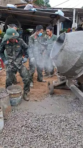 Phải nhanh hơn nữa và phải cố gắng nhiều hơn nữa để dân có nhà mới kịp đón tết💪💪 #xuhuong #quandoinhandanvietnam #bodoicuho #phuyen 