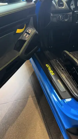 718 Cayman GT4RS en temporada navideña. Video especial grabado y editado por mi hija #porsche @Porsche #porsche911 #porscheclub #porsche911gt3rs #porschedad