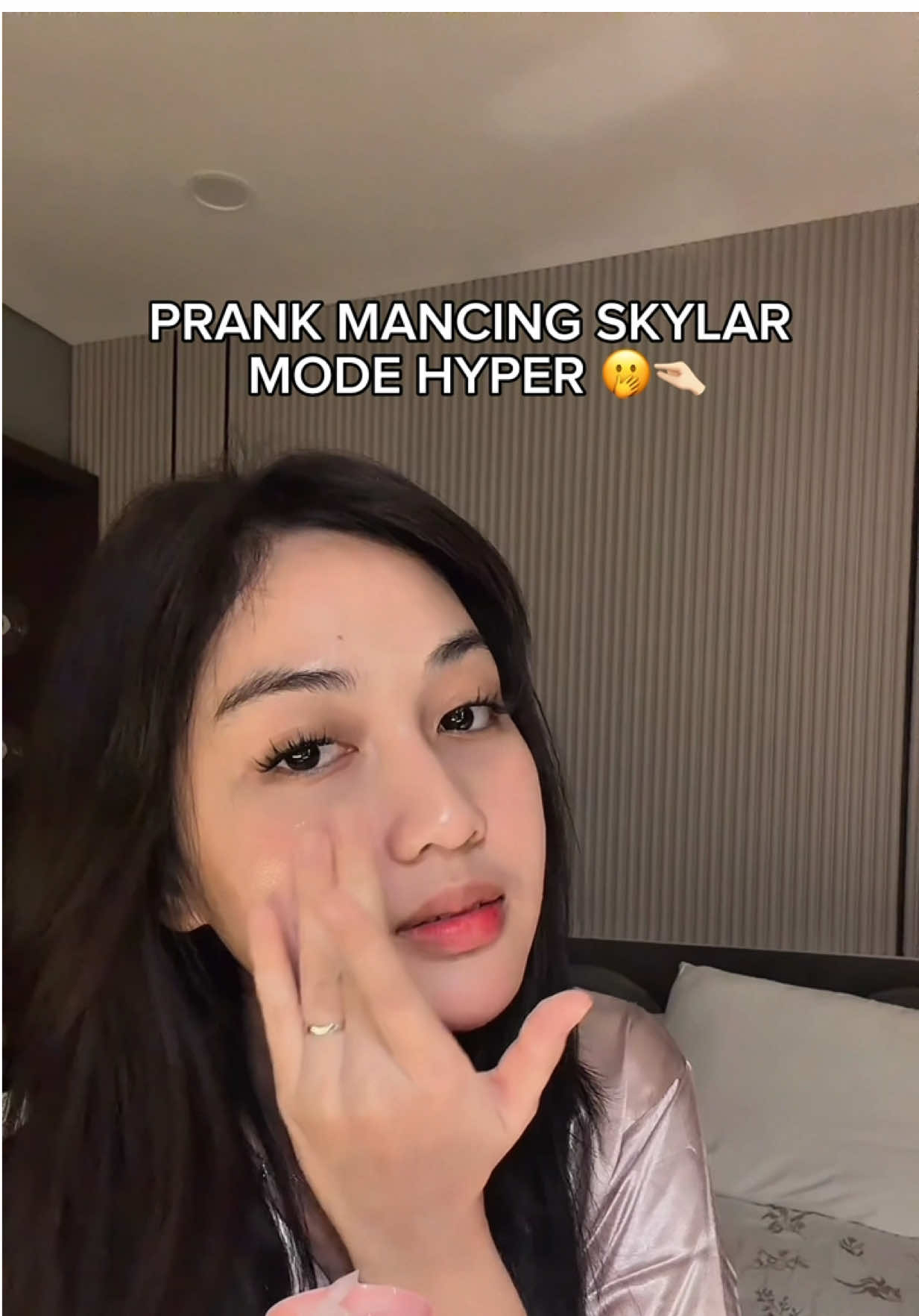 kok dia ganti role jd hyper😭