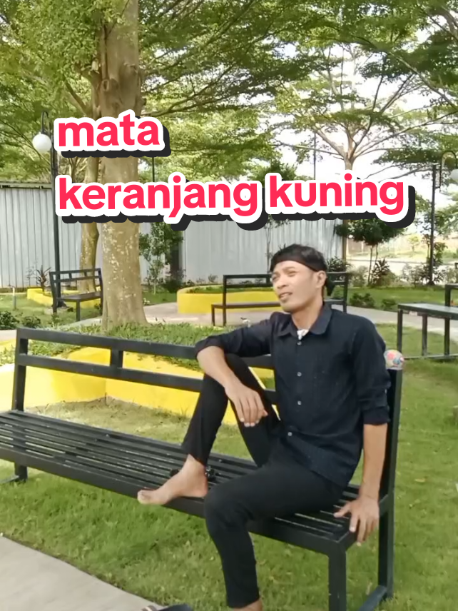 mata keranjang kuning#creatorsearchinsights #ngakakkocak #laguparodi #plesetanlagu 