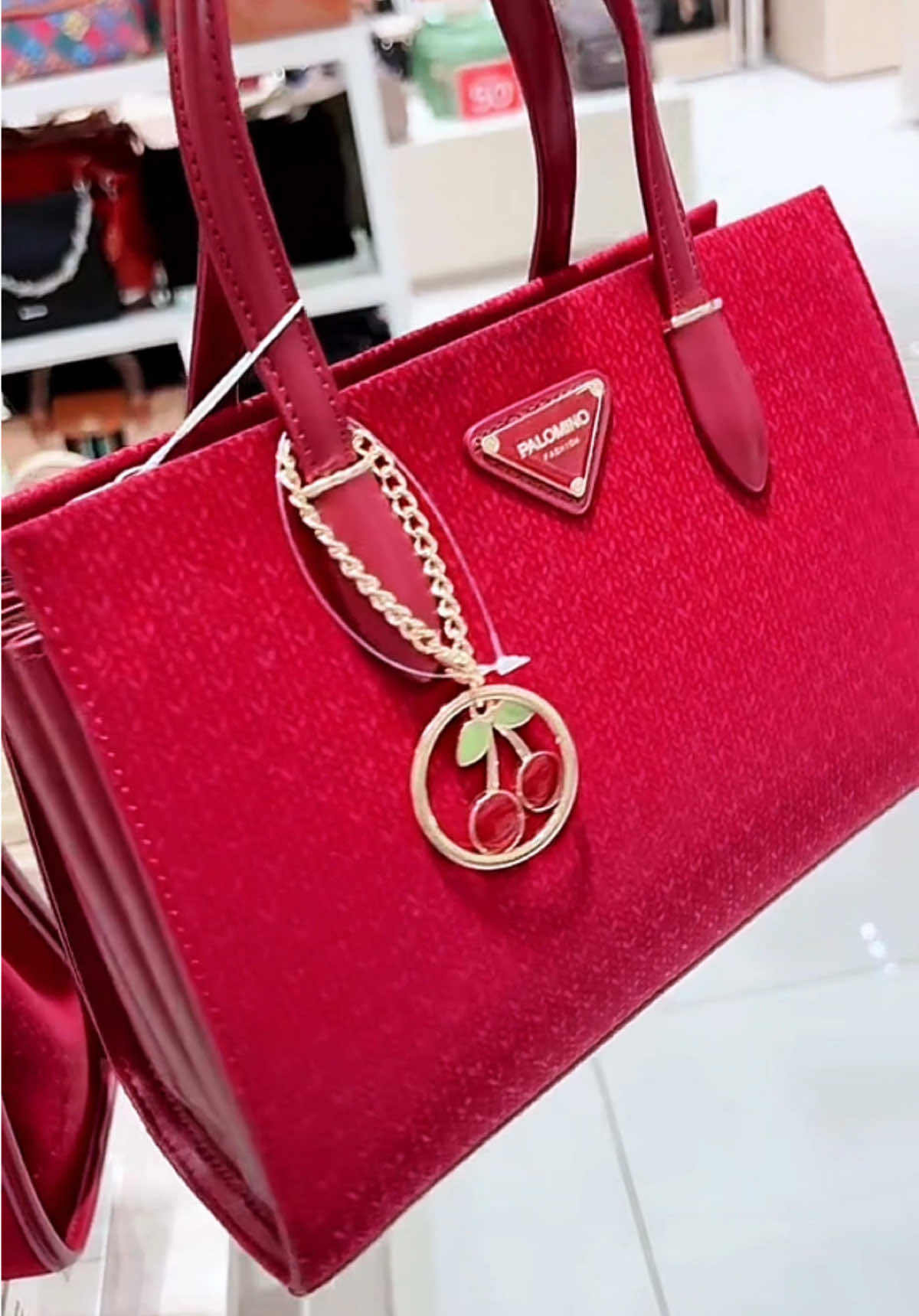 Renza Handbag Cantik Wasna Red Cherry nya Mewah....  #handbagmurah  #handbagwanita #handbagkeren #handbagcantik #taswanita 