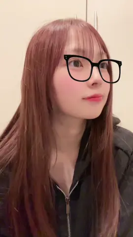 半袖天使の個別ハイタッチ会 最終受付中です🌟 TikTokで気になってくれた方いたらぜひ来てほしいです！(*´꒳`*) #hkt48 #おすすめ #毎日投稿  #山内祐奈 