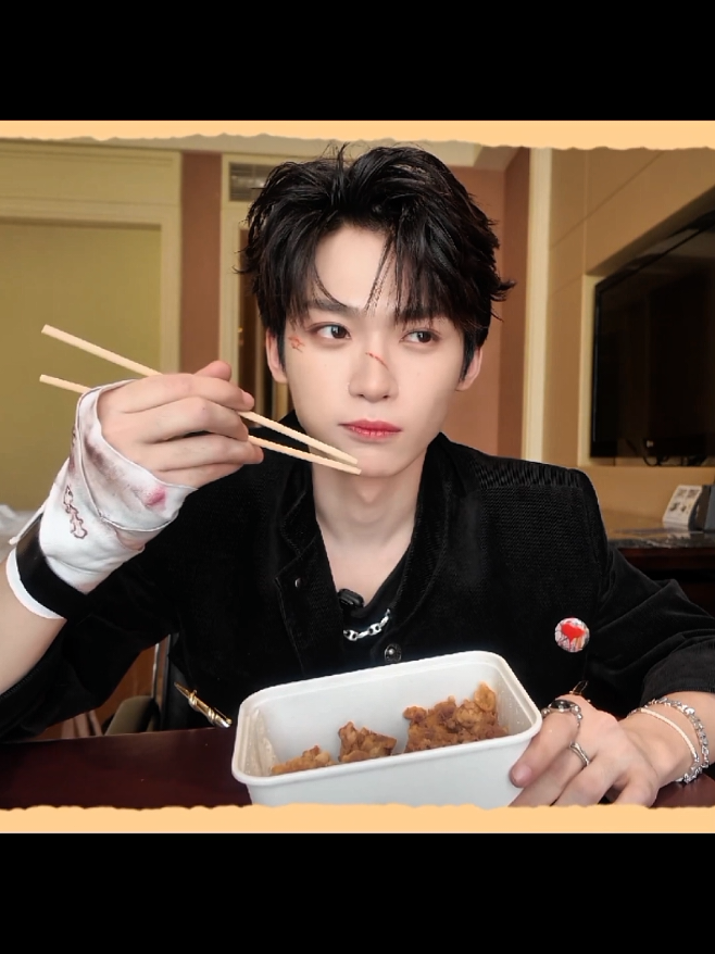 ekspresi dia makan selalu gemesinn😖🤏 #fyp #梓渝 #ZiYu #tianziyu #revengedlove 