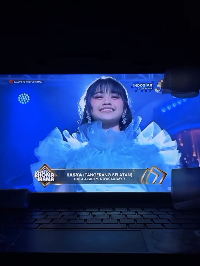 valen april tasya arbil malam ini di salute to rhoma irama #valenda7 #aprilda7 #arbilda7 #tasyada7 #salutetorhomairama 