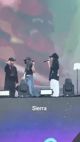 Test mic 🎤😳😳#LyHan #TikTokShopFUNFEST #xuhuong 