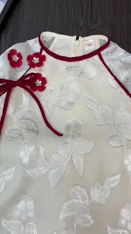 Áo dài tết mẹ và bé #aodaitet #aodaitetmevabe #aodaibegai #thoitrangtreem 