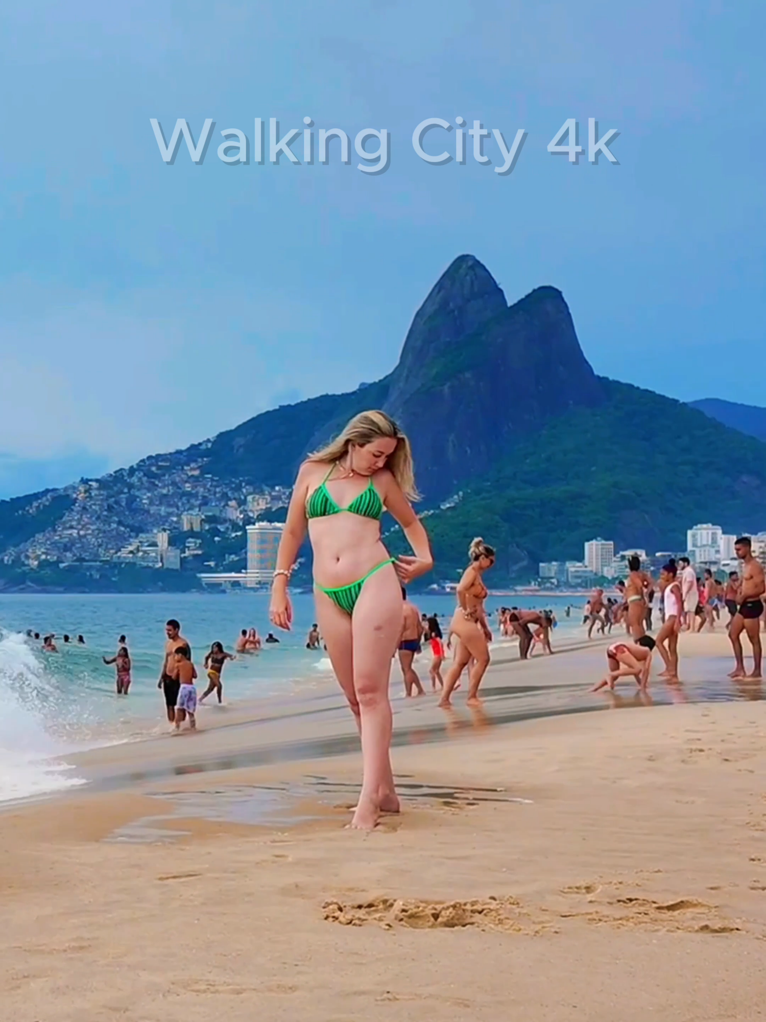 🏖️ Beautiful Beach, Rio de Janeiro, Brazil #beach #playa #travel #Summer #praia #riodejaneiro #foryou #trending Walking along one of the most famous beaches in Rio de Janeiro in Brazil, Praia do Leblon is the favorite place for those who want to relax and cool off on the hottest days of summer. I walked on the sand to show what a summer Saturday is like, follow the video with lots of beautiful people in swimsuits, beautiful women having fun posing for photos, and taking advantage of the sun to tan.