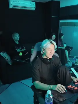 Thầy đã phải trải qua những gì… #BRay #ChoAnhVe #NhaCuaBao #AnhTraiSayHi2025 