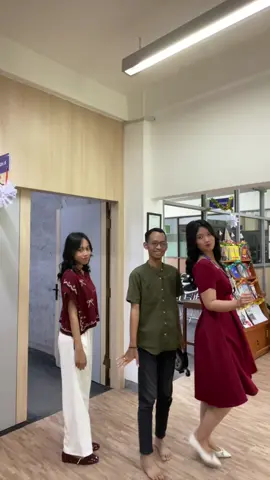 last for todayy👀🎄 #fyp #christmas #outfitcheck 