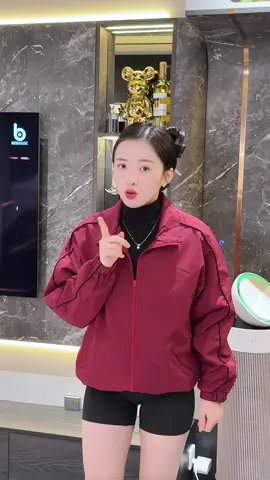 Áo khoác gió dù 2 lớp sọc kẻ t#nguyễn_thuý_hiền 