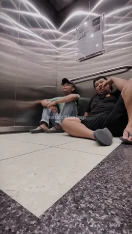 Meh sedih janee🥹 #CapCut #fyp #sadvibes🥀 #foryou #masukberandafyp 