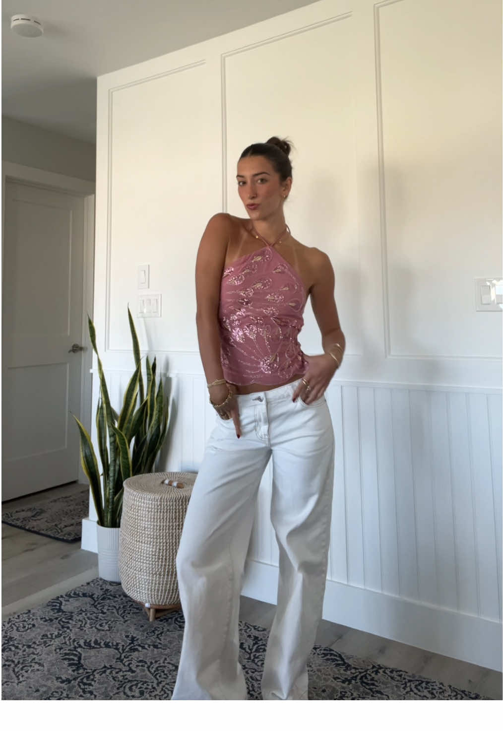 and i just loveee a halter top