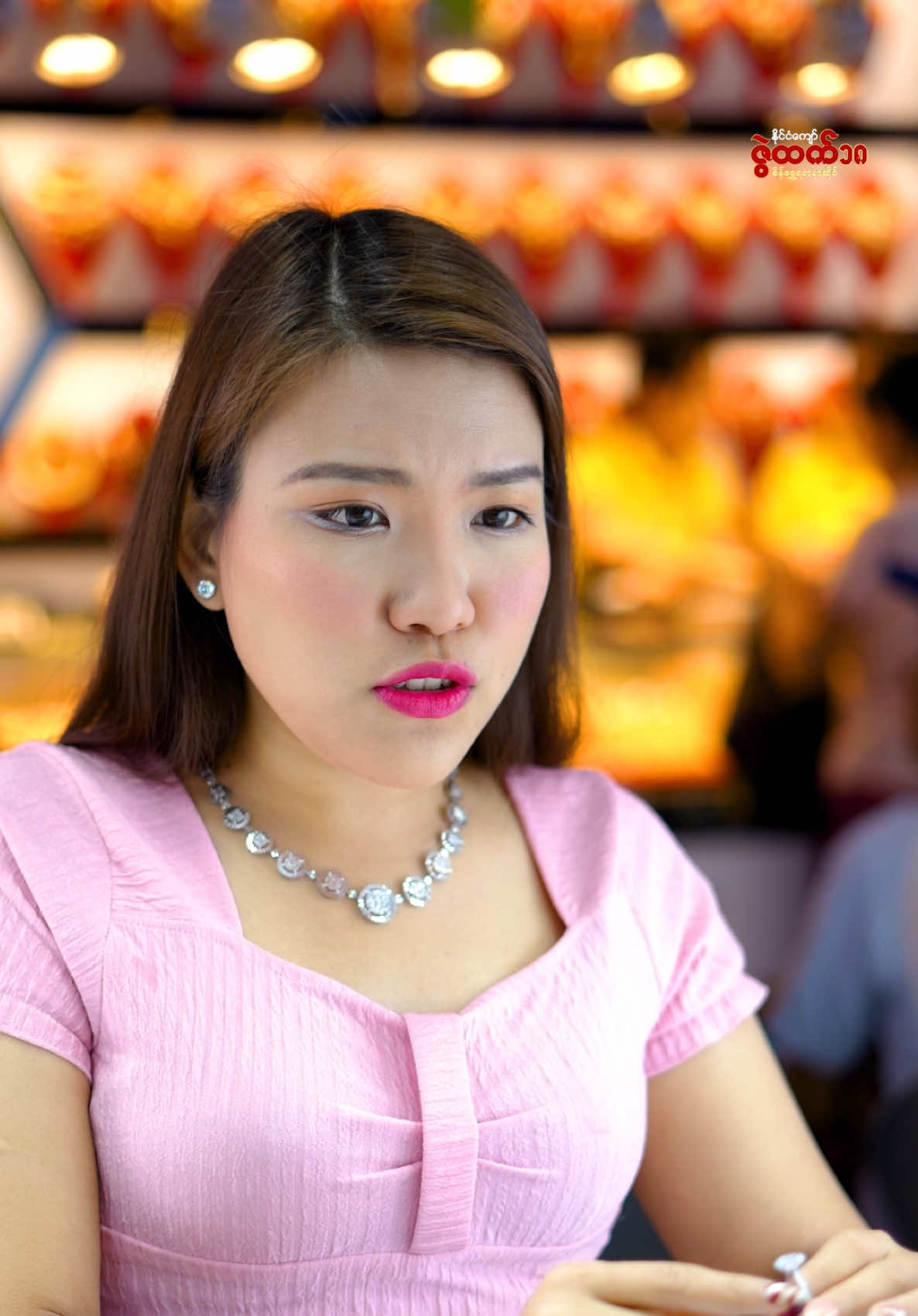 လင်းလက်မှုအားကောင်းကောင်းနဲ့ ဝင်းလက်လှပနေတဲ့ ကိုရီးယားစိန်ထည်လက်စွပ်အလန်းလေးတွေနော်#zwehtetchannel2 #biggestbrandedqualityfirst❤️ 