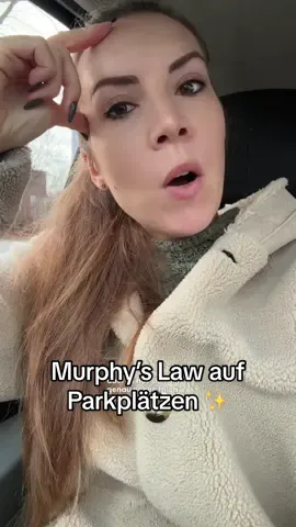 Wenn man in einen beinahe leeren Bus steigt, setzt man sich doch auch nicht ausgerechnet neben den einzigen anderen Fahrgast 🥲