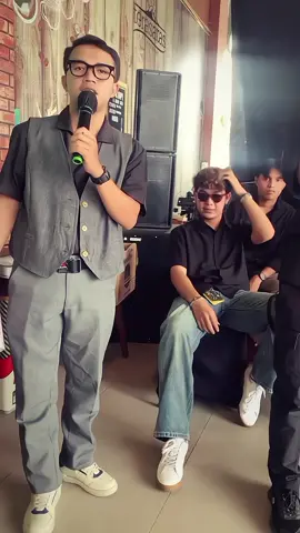 TAKBIR SEMUANYAA TAKBIR🫰🏻😭😭 #firmanmaulanaboy #masboygwsm #firmanboy #gwsm_editz #gantengbanget @BOY REAL. ib? @deladefita_ 