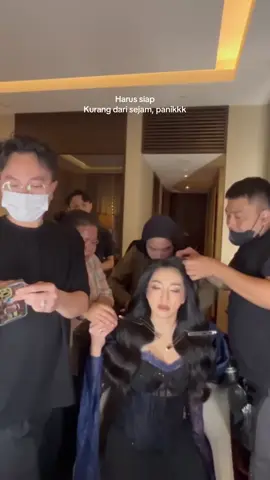 Gala premiere comic8 revolution santet kabinet