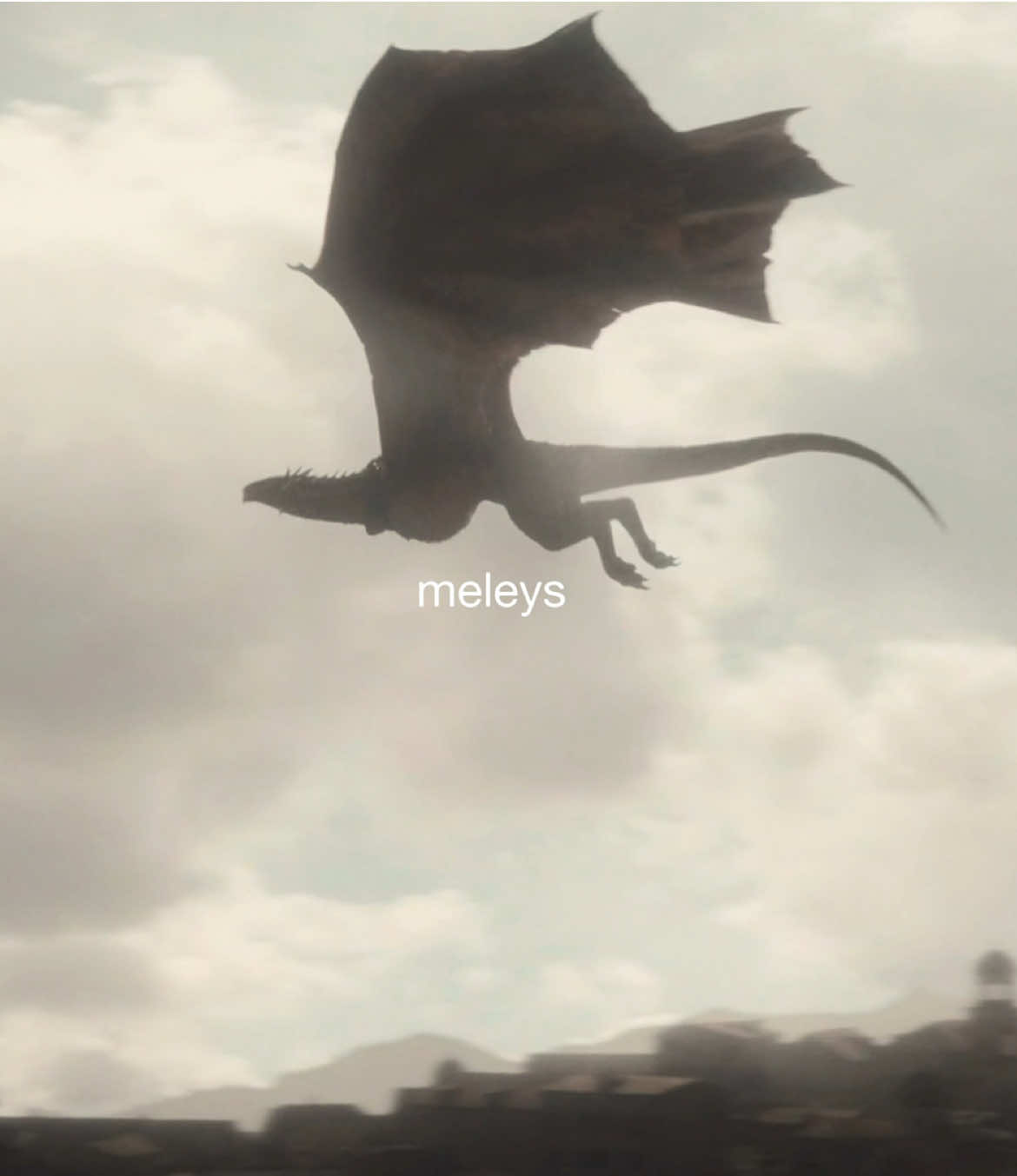 The Red Queen #meleys #dragons #rhaenystargaryen #hotd #historyluuvr vid creds: skywaik3rscenepacks 