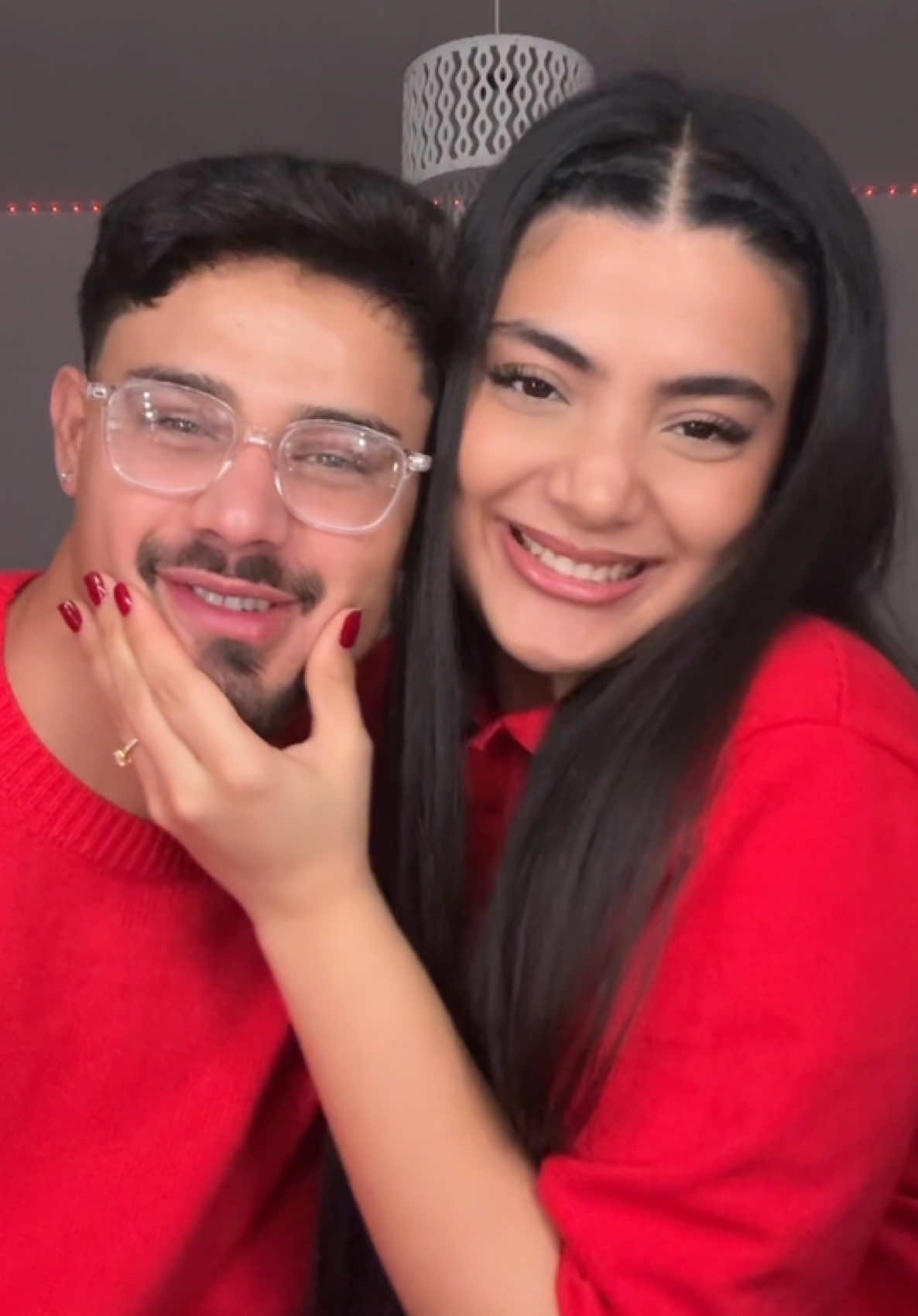 آخه تو چگد گشنگی…🥹❤️ #iranian #afghan #coupletok #fyp #viral 