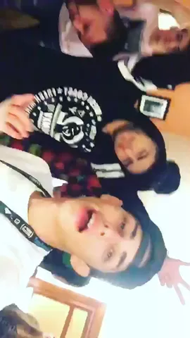 Insta || Flamingeos || Playlist with my favs !!❤️ love these people !!!! ( Like for a BFF )
