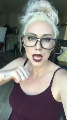 #notreallyinterested #featureme 