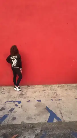 #BreakItDown #weirdowednesday #KAYHANATI  @musical.ly #featureme @tatimcquay @tahani_anderson 😂