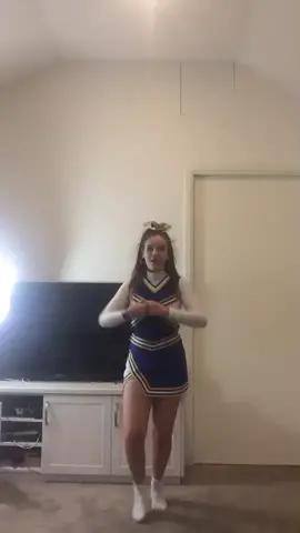 Do you like my cheer uniform? #australia#featureme#nobrokenhearts#lipstickchallenge#pjgangster#teachergoals
