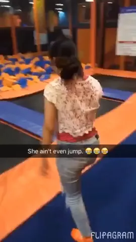 Yesterday, I went to the Sky Zone for the first time. Have you ever been? Tell me your experience in the comments! 
